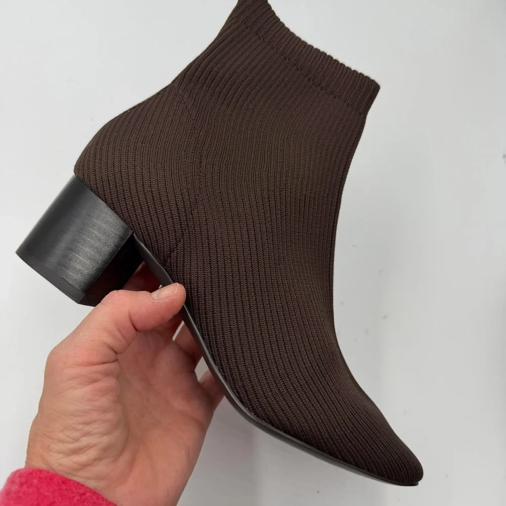 NEW Everlane Dark Brown Knit The Glove Heel Boot in Size 7.5